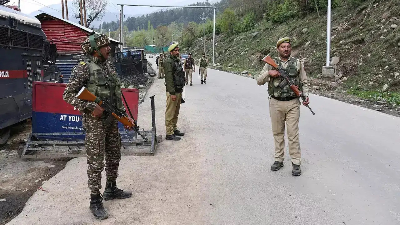 Headline: Pahalgam Attack Probe Reveals Local OGW Network Aided Pakistani Terrorists; 3 Key Suspects Arrested